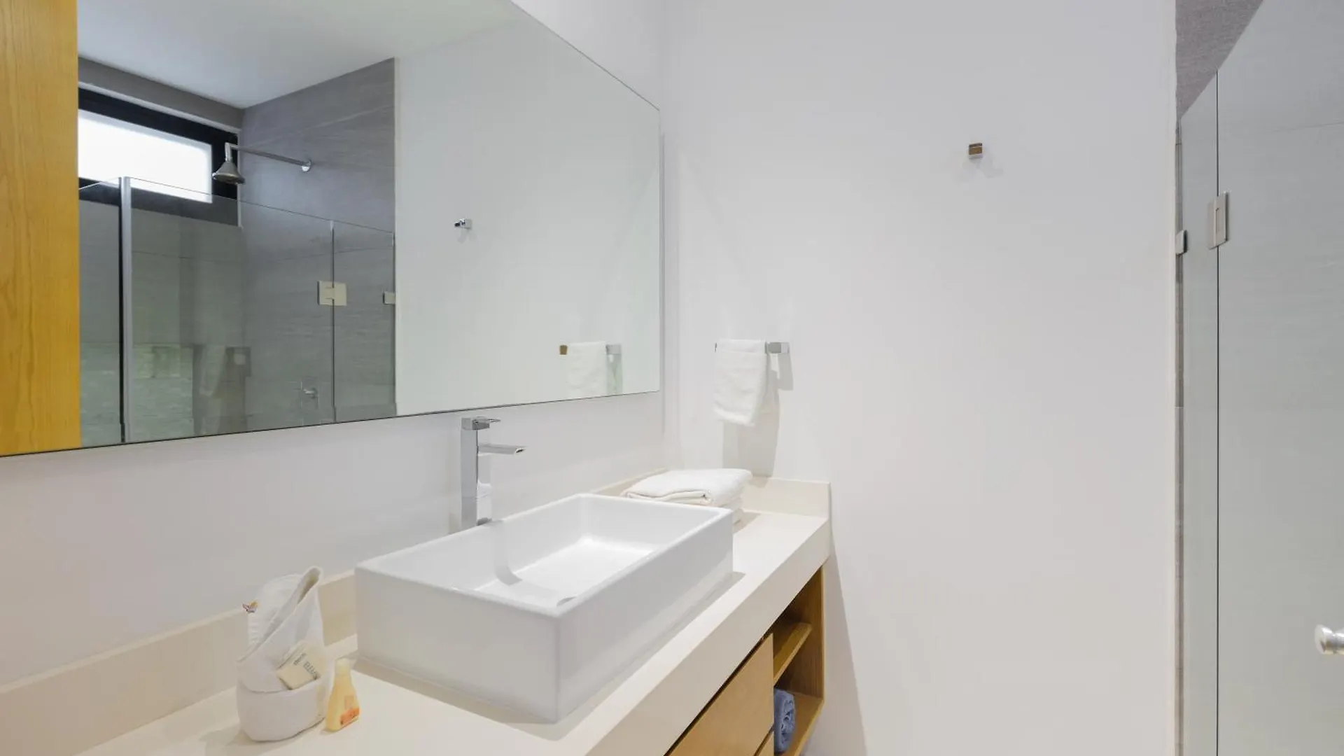 Prive Modern Condos With Private Pool In トゥルム メキシコ