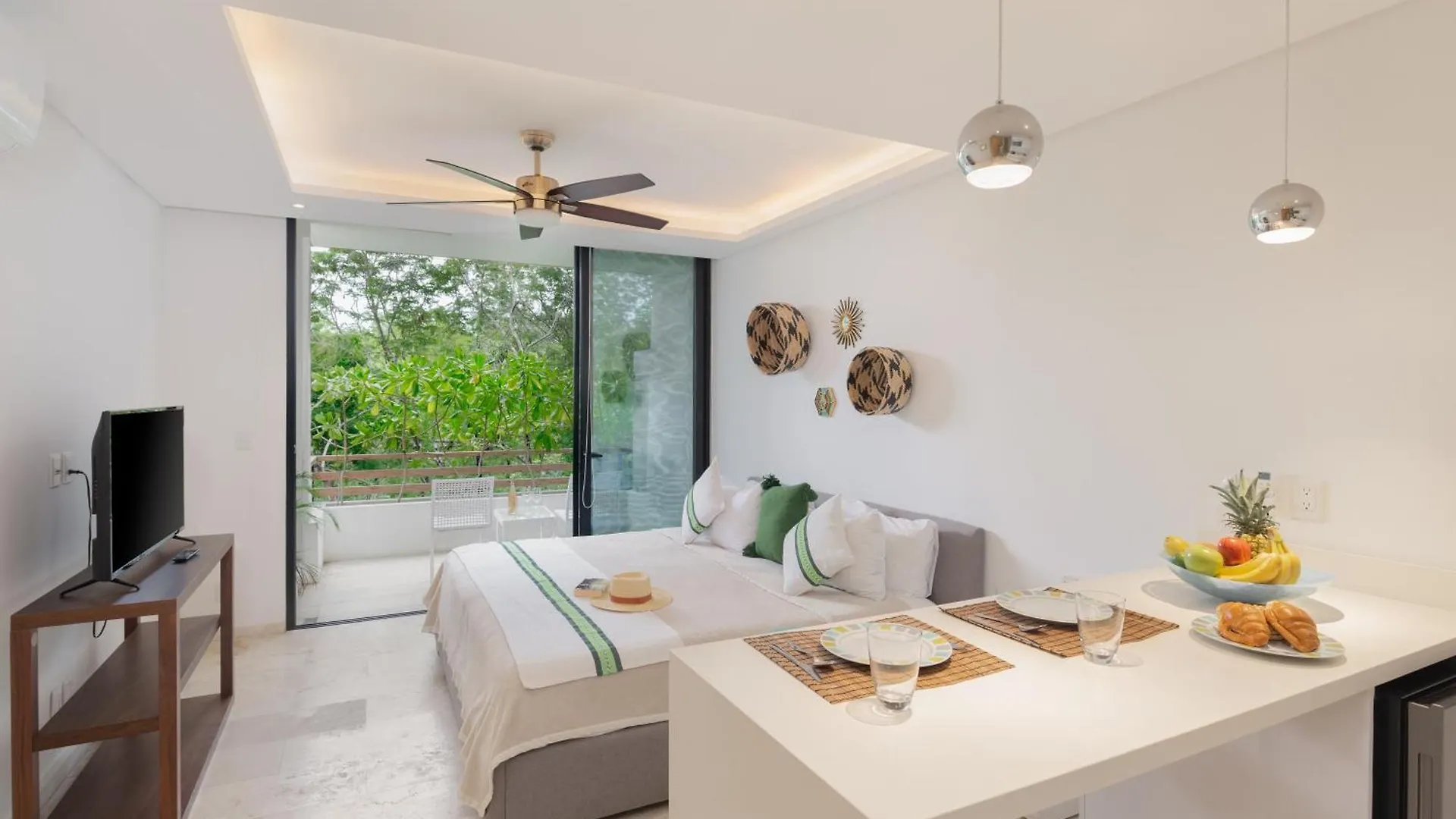 Prive Modern Condos With Private Pool In トゥルム