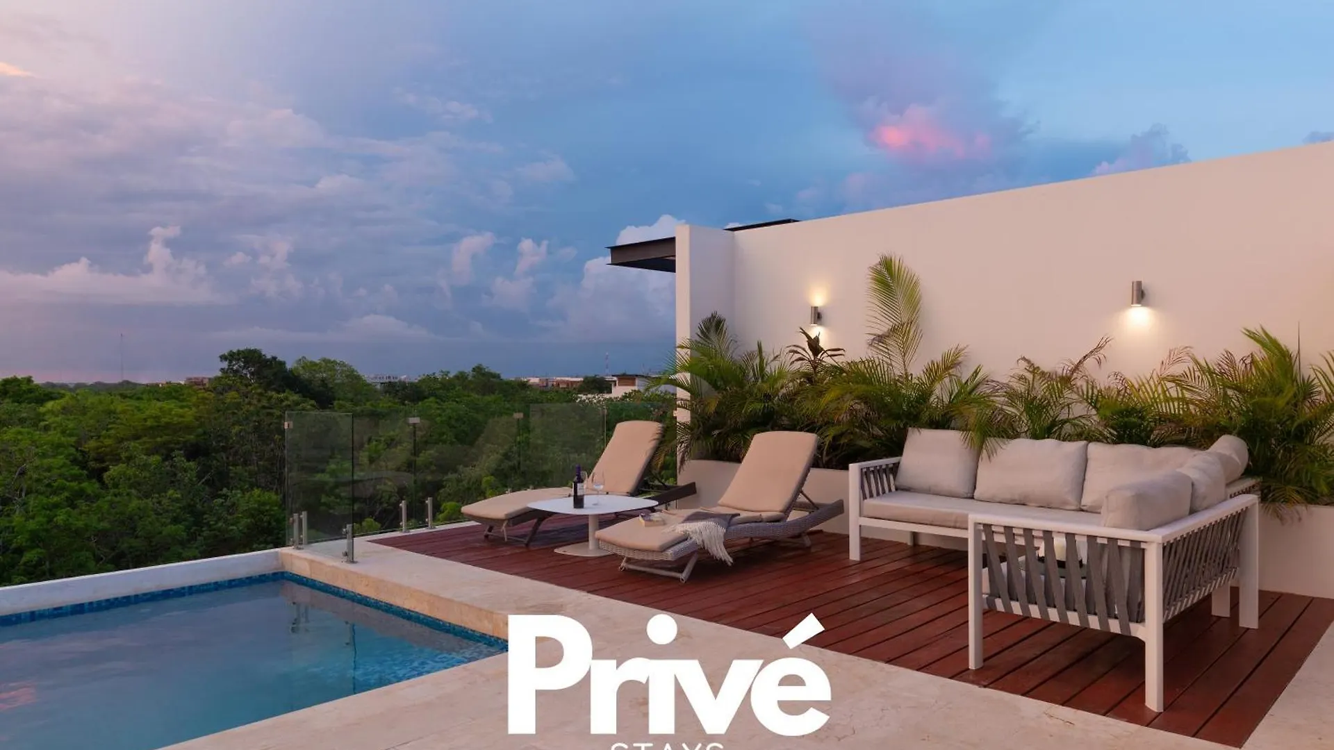 Prive Modern Condos With Private Pool In トゥルム
